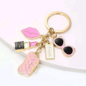 ✨3 FOR $28✨🆕💋💄PINK 'FASHION DIVA' KEYCHAIN💄💋